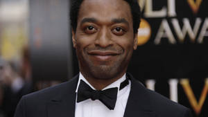 British Actor Chiwetel Ejiofor Attending The 2015 Olivier Awards Wallpaper