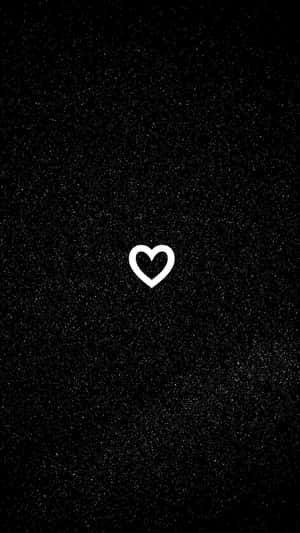 Broken Heart Aesthetics White Wallpaper