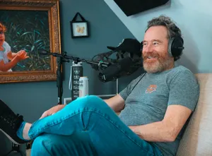 Bryan Cranston [wallpaper] Wallpaper