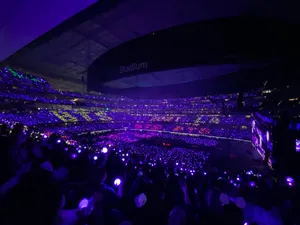 Bts Concert With The Purple Ocean Wallpaper