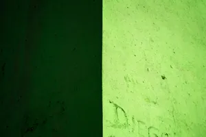 Building Post In Pastel Green Wallpaper