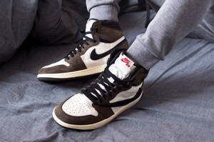 Cactus Jack Travis Scott Jordan 1 On Gray Fabric Wallpaper