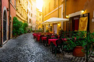 Cafe In Old Street Transtevere Rome Italy Wallpaper