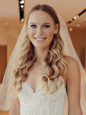 Caption: Caroline Wozniacki Glows In Stunning Wedding Dress Wallpaper