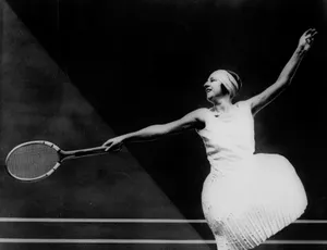 Caption: Iconic Suzanne Lenglen - The Star Of Tennis = Wallpaper