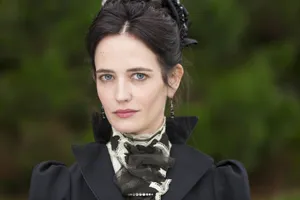 Captivating Eva Green In A Glamorous Pose Wallpaper