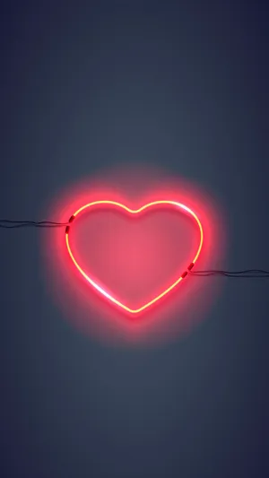 Captivating Heart Aesthetics On An Iphone Display Wallpaper