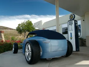 Caresto V8 Speedster Volvo Iphone Wallpaper