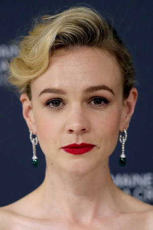 Carey Mulligan With Red Lips Wallpaper