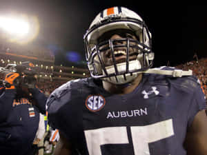 Carl Lawson In Focus Wallpaper
