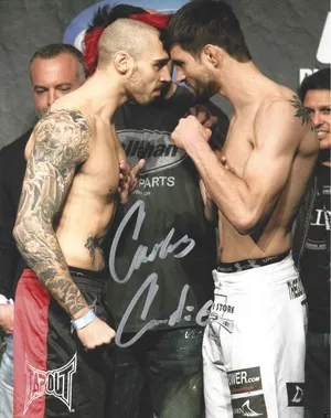 Carlos Condit Fierce Face Off Wallpaper