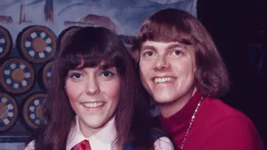 Carpenters In Japan 1972 Wallpaper