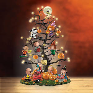 Charlie Brown Peanuts Halloween Tree Wallpaper