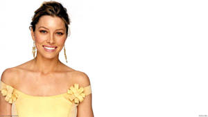 Charming American Actress Jessica Biel Wallpaper