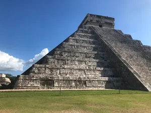 Chichen Itza Mexico El Castillo Side View Wallpaper