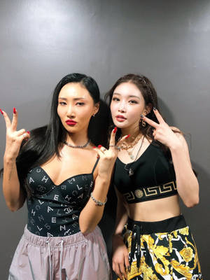 Chungha And Hwasa Wallpaper