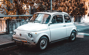 Classic Elegance With Fiat 500 Wallpaper