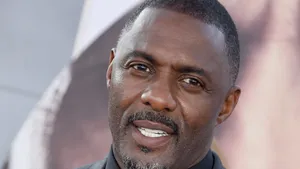 Closeup Idris Elba Wallpaper