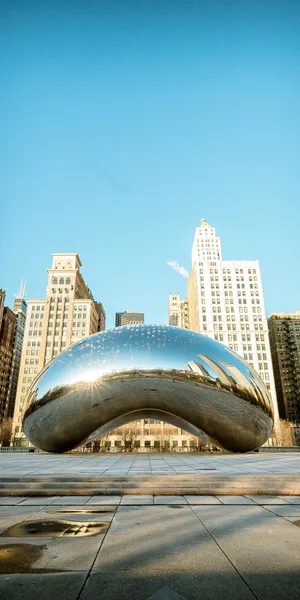 Cloud Gate Or The Bean Art In Chicago Wallpaper
