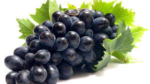 Cluster Of Ripe Kyoho Grapes Wallpaper