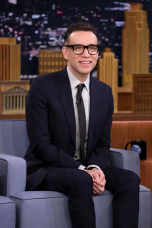 Comedian Fred Armisen Rocks The Stage With His Unique Style Wallpaper