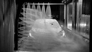 Cool Drive-thru Car Wash Wallpaper