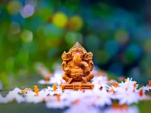 Cute Ganesha Brown Figurine Wallpaper