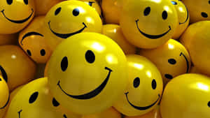 Cute Happy Smile Balls Wallpaper