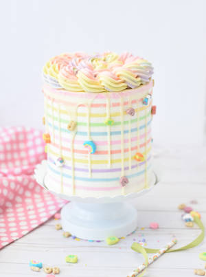 Cute Rainbow Cake Wallpaper