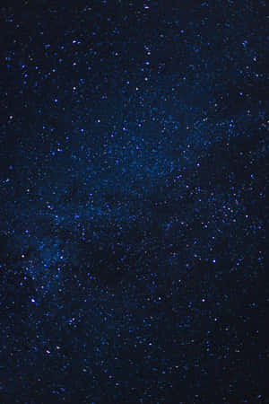 Da Vinci Once Said, “the Sky Is The Least Tangible Of All Ourcquaintances” - And Here, We Get To Appreciate It In All Its Starry Glory. Wallpaper