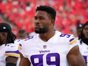 Danielle Hunter Minnesota Vikings Serious Look Wallpaper