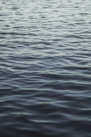 Dark Waters 4k Iphone 6 Plus Wallpaper