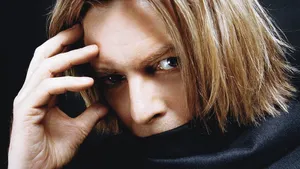 David Bowie Blonde Hair Close-up Wallpaper