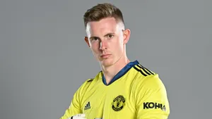 Dean Henderson Formal Photo Wallpaper