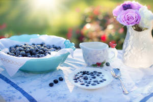 Delectable Fresh Blueberries For A Healthy Breakfast Wallpaper