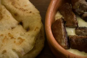 Delicious Ćevapi Sausages With Pita Bread Wallpaper