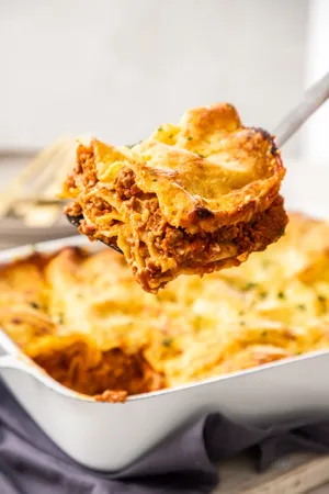 Deliciously Authentic Lasagna Alla Bolognese Wallpaper