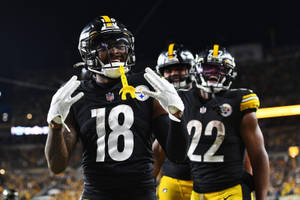 Diontae Johnson American Footballer Wallpaper