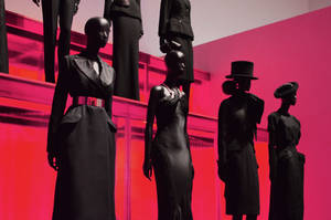 Dior Black Mannequin Wallpaper