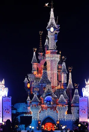 Disneyland Paris Shines With Fairy Lights Wallpaper