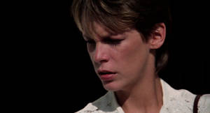 Distressed Jamie Lee Curtis As Anna Wallpaper