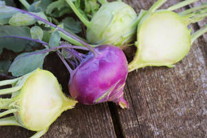 Divided Kohlrabi Vegetables Wallpaper