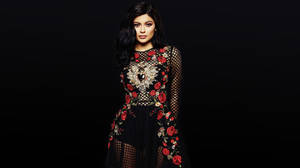 Download Kylie Jenner Wallpaper Wallpaper