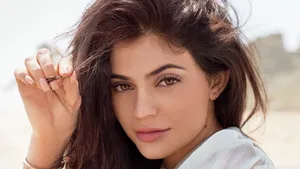 Download Kylie Jenner Wallpaper Wallpaper