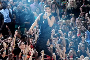 Drake In Studio For Nothing Was The Same Wallpaper