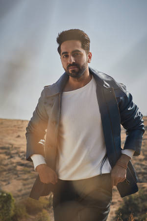 Dreamy Actor Ayushmann Khurrana Wallpaper