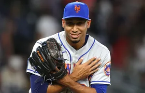 Edwin Diaz With Hands To Chest Wallpaper