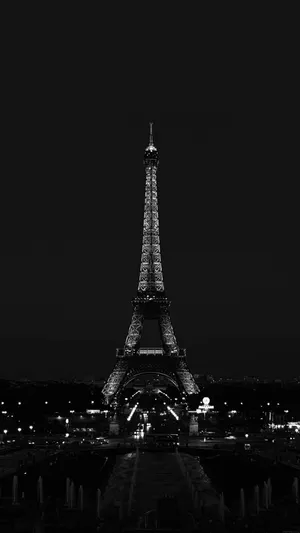 Eiffel Tower Dark Theme Wallpaper
