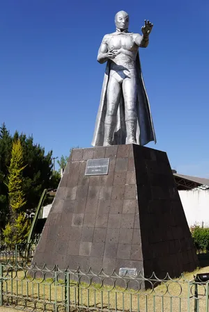 El Santo Silver Mask Statue Wallpaper