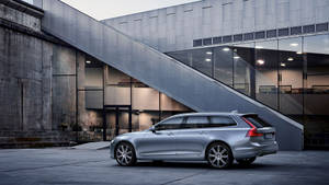 Elegant Adjustable Volvo V90 In Gray Wallpaper